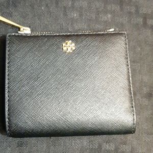 Tory Burch Emerson Saffiano Mini Wallett